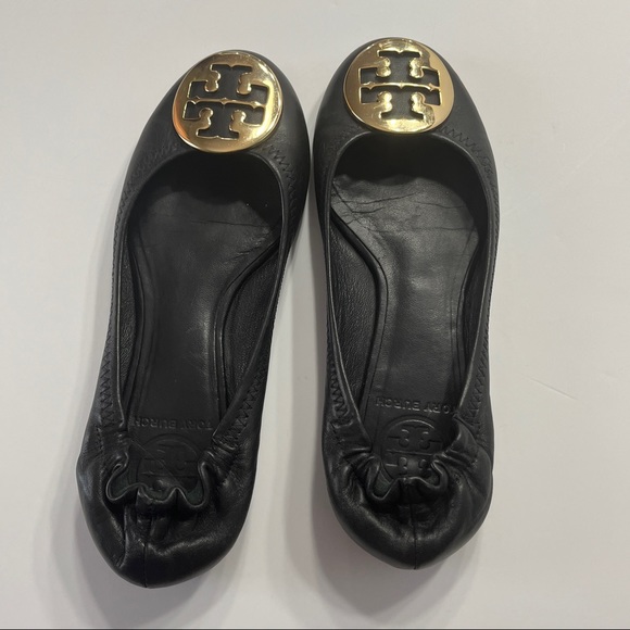 Tory Burch Flats Black with Gold Emblem - Picture 3 of 14
